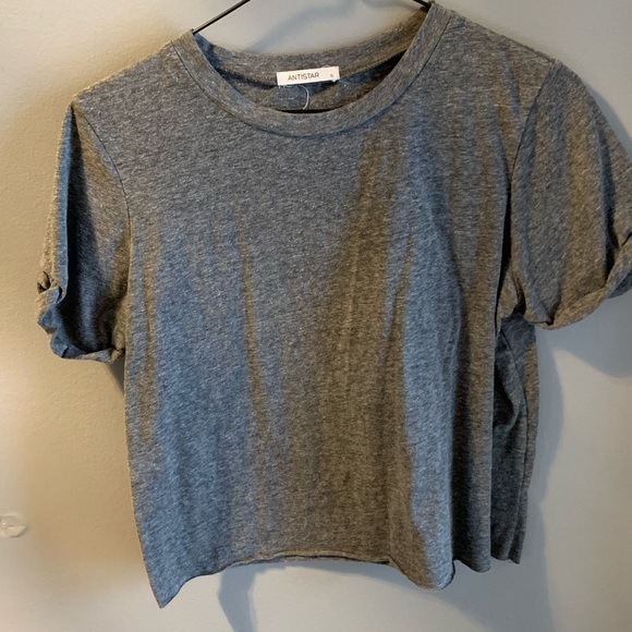 Grey flowy tee - Picture 2 of 2